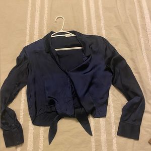 Wilfred front tie blouse.